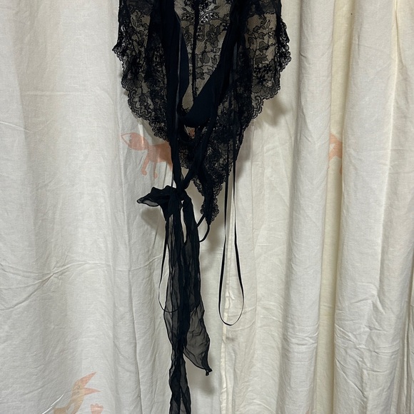 Victoria's Secret Black Lace Lace Bodysuit L - Picture 5 of 10